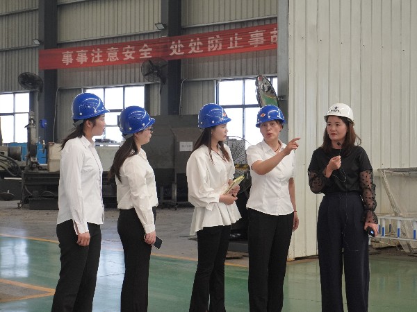 深入廠區(qū)學習，提高自身專業(yè)知識。_河南雙志